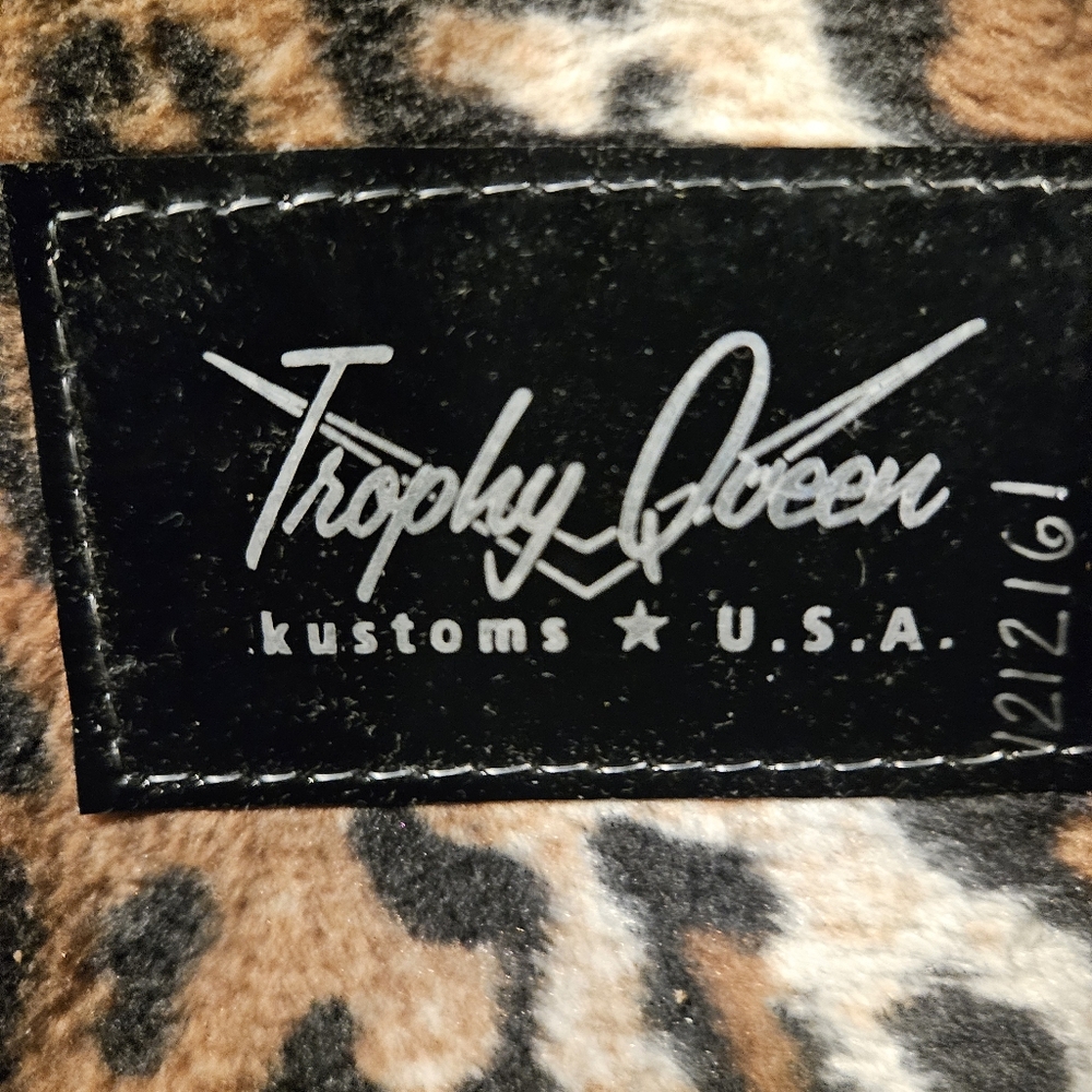 Trophy Queen purse - Picture 5 of 7